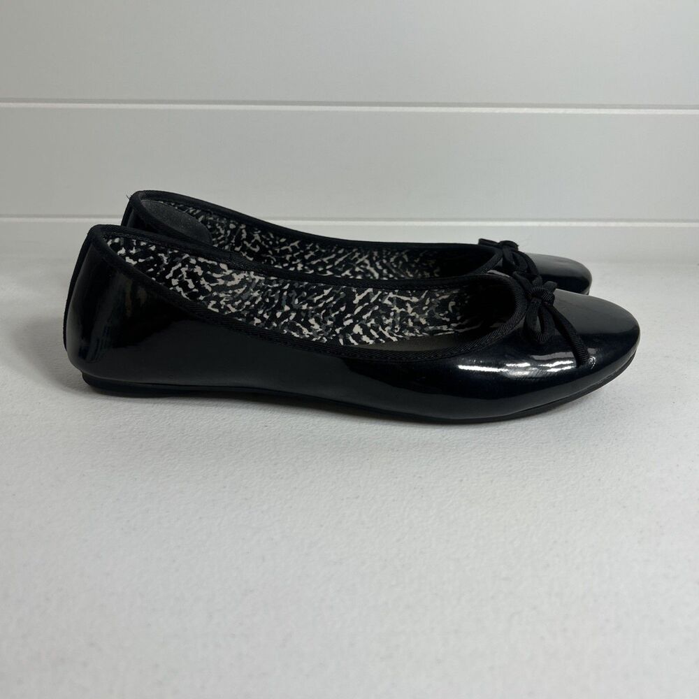 Coach And Four Women’s Shoes Size 8 Black Patent Leather Ballet Flats Slip On